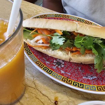 Stadium Pho - $11.25 Banh Mi - Vietnamese Near Me - Honolulu, Hawaii