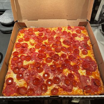 Krispy Pizza - Hot Honey Roni - Pizza Near Me - Brooklyn, New York Krispy Pizza - Hot Honey Roni - Pizza Near Me - Brooklyn, New York