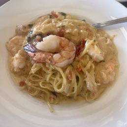 Lobster, Shrimp, & Crab Linguine Lobster, Shrimp, & Crab Linguine