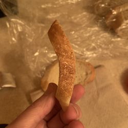 Bountiful Bread - Girl cashier Lexi cut my bread 'boomerang' style..!