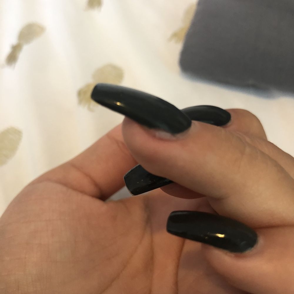 Smile Nails - broken nail - Nail Salons Near Me - Palatine, Illinois