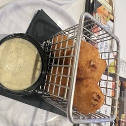 The Brass Tap - Mac & Cheese Bites