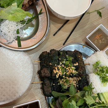 Anh Dao - Betel Beef Wrap Leaf (bo la lot banh hoi) - Vietnamese Near Me - Toronto, Ontario