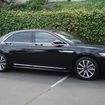 La Costa Limousine - Executive Lincoln Sedan - Limos Near Me - Carlsbad, California La Costa Limousine - Executive Lincoln Sedan - Limos Near Me - Carlsbad, California