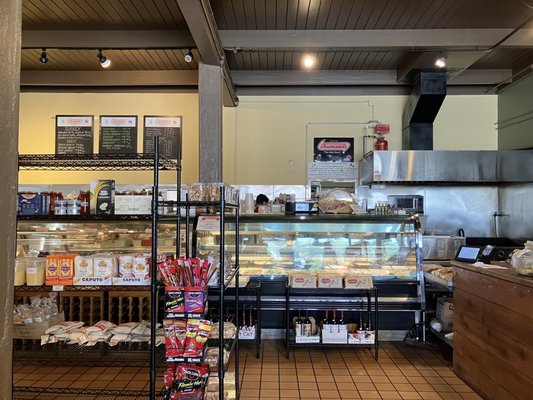 Colombo's Deli by null