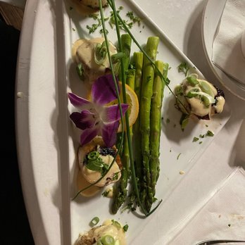 12A Buoy - Blackened scallops entree with sautéed asparagus - Seafood Near Me - Fort Pierce, Florida