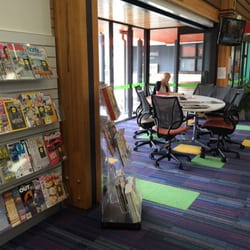 Mitchelton Library - Great space to sit and work