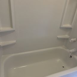 Here's how our old, refreshed and newly glazed tub looks now! Here's how our old, refreshed and newly glazed tub looks now!