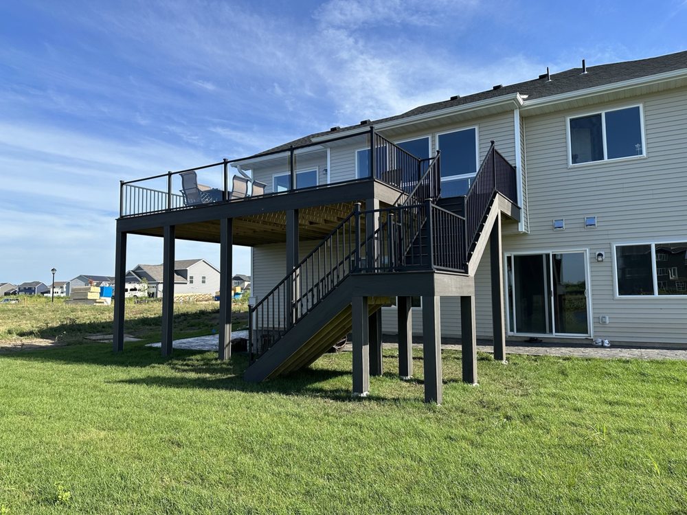 SABINAS OUTDOOR SERVICES Lakeville, Minnesota Decks & Railing