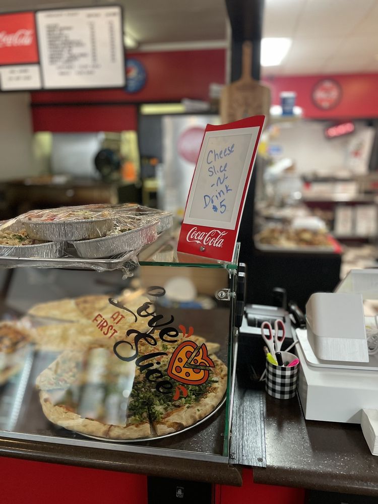 Nonni's NY Pizzeria Logo