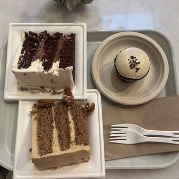 Maxie B's - Bakeries Near Me - Greensboro, North Carolina