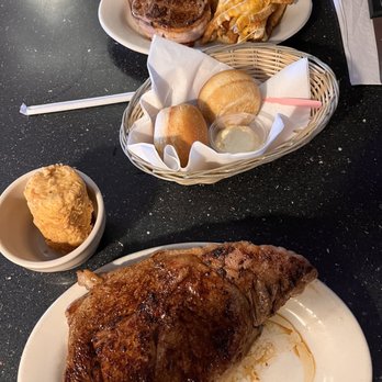 Click's Steakhouse - Steakhouses Near Me - Pawnee, Oklahoma