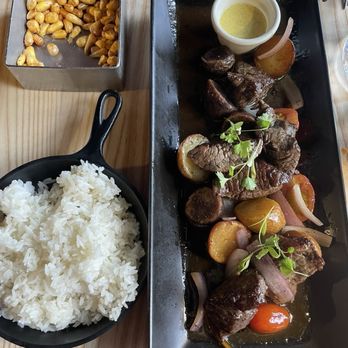 Yunta Nikkei - Lomo Saltado - Peruvian Near Me - Charlotte, North Carolina
