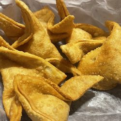 Rok The Wok Truck - Crab rangoon.