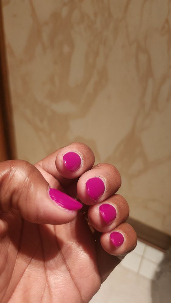 Bella Nails & Spa-Cottage Grove Logo