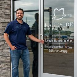 Lakeside Dental