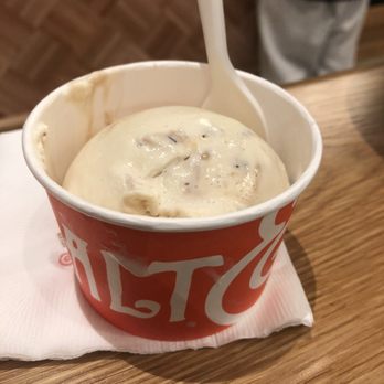 Salt & Straw - The dudes ice cream 8/10 - Ice Cream & Frozen Yogurt Near Me - San Ramon, California Salt & Straw - The dudes ice cream 8/10 - Ice Cream & Frozen Yogurt Near Me - San Ramon, California