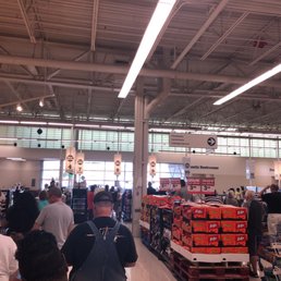 Checkout line