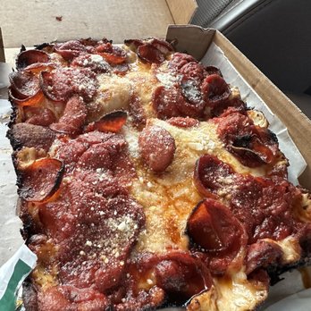 SquareHouse Pizza - Gluten free pepperoni and hot honey. Delish - Pizza Near Me - Gainesville, Florida SquareHouse Pizza - Gluten free pepperoni and hot honey. Delish - Pizza Near Me - Gainesville, Florida