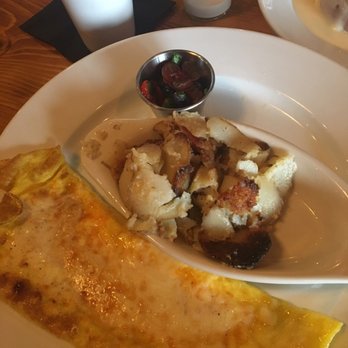 Scrambled Jake's - Cheese omelette and potato casserole. So yummy! - Breakfast & Brunch Near Me - Knoxville, Tennessee