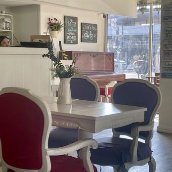 Plana's Pantry - Very quaint and personal. - Filipino Near Me - Mandaluyong, NCR Plana's Pantry - Very quaint and personal. - Filipino Near Me - Mandaluyong, NCR