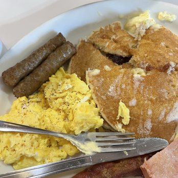 Jenny's Diner - Hot pancake special $7.99 - Diners Near Me - Highland, California