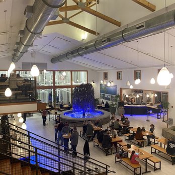 Maine Beer - Interior - Breweries Near Me - Freeport, Maine Maine Beer - Interior - Breweries Near Me - Freeport, Maine