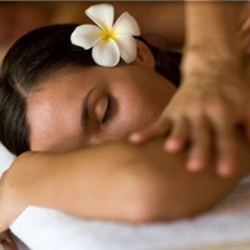 Frangipani Ola Mau Spa - Frangipani Monoi Signature Massage