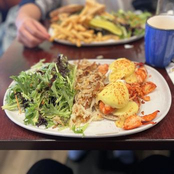 Carnegie Diner & Cafe - Lobster Benedict - Breakfast & Brunch Near Me - Secaucus, New Jersey