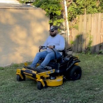 Guzarc lawn services - Monday work - Lawn Services Near Me - Miami, Florida Guzarc lawn services - Monday work - Lawn Services Near Me - Miami, Florida