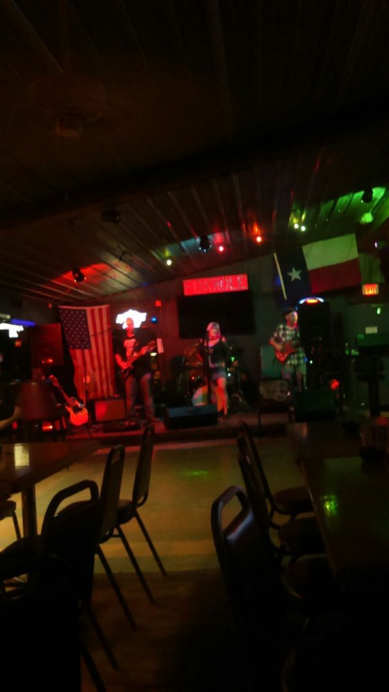 Foxhole Bar and Grill Image