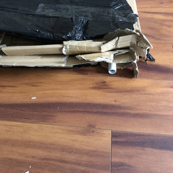UPS Customer Service - Beyond damaged box left by UPS. - Shipping Centers Near Me - Chicago, Illinois