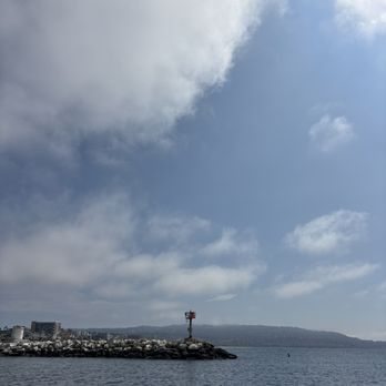 Glass Bottom Boat - Boating Near Me - Redondo Beach, California