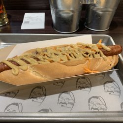Franz streetfood - Hotdog mit einem leckeren Käsekrainer