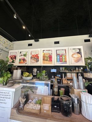Vui’s Juice Cafe - Berry Hill by null