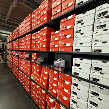 nike factory store stock