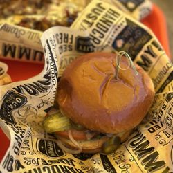 Ghost Mine Saloon - Ghost mine burger