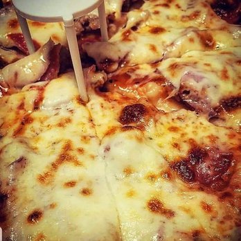 Pizza Villa - West Salem - Pepperoni pizza pairs - Pizza Near Me - West Salem, Wisconsin Pizza Villa - West Salem - Pepperoni pizza pairs - Pizza Near Me - West Salem, Wisconsin