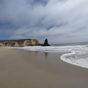 Davenport Beach - Beaches Near Me - Davenport, California