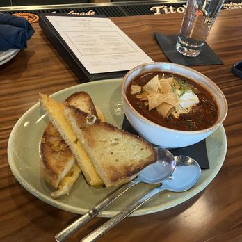 Waterbury Restaurant - Smoked brisket chili served with grilled cheese ($26) - Breakfast & Brunch Near Me - Minneapolis, Minnesota Waterbury Restaurant - Smoked brisket chili served with grilled cheese ($26) - Breakfast & Brunch Near Me - Minneapolis, Minnesota