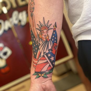 Classic Tattoo - Tattoo Near Me - Fullerton, California Classic Tattoo - Tattoo Near Me - Fullerton, California