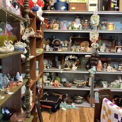 Stitch Niche - Trinkets, Vintage, and Unique Items cover the walls of 3 rooms. 20 vendors have multiple choices that fit a variety of wants and desires