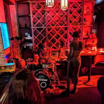 Grapes & Grains - Wine Bars Near Me - Chicago, Illinois Grapes & Grains - Wine Bars Near Me - Chicago, Illinois