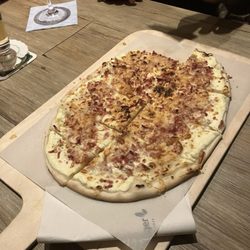 Platzhirsch - Flammkuchen
