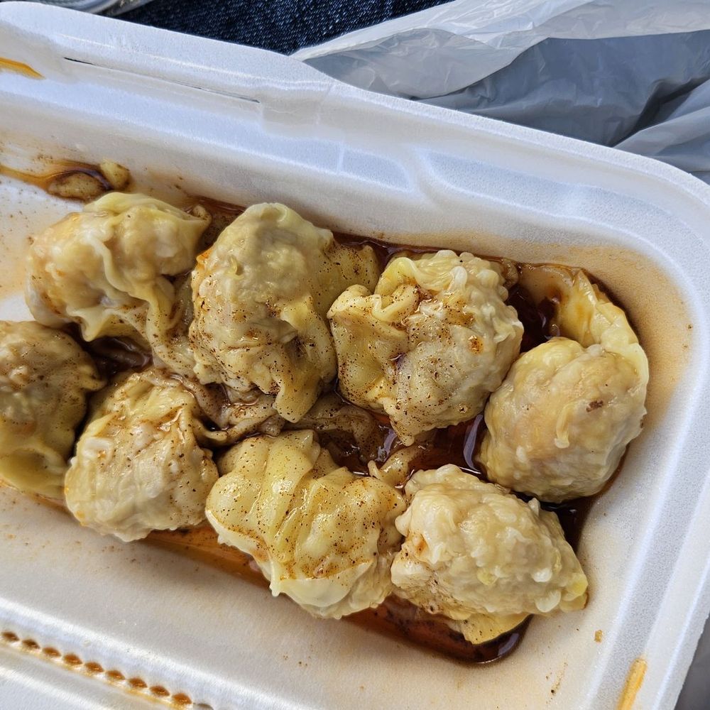 New China Restaurant - Wonton in chilli oil - Cantonese Near Me - Sacramento, California New China Restaurant - Wonton in chilli oil - Cantonese Near Me - Sacramento, California