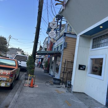 Jacques-Imo's Cafe - Front - Cajun/Creole Near Me - New Orleans, Louisiana Jacques-Imo's Cafe - Front - Cajun/Creole Near Me - New Orleans, Louisiana