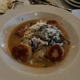 Scallops with mushroom risotto Scallops with mushroom risotto