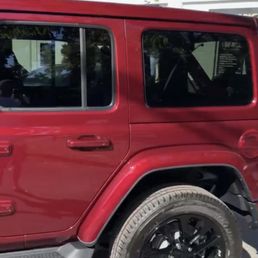 2021 Jeep Wrangler High Altitude - Snazzberry 2021 Jeep Wrangler High Altitude - Snazzberry
