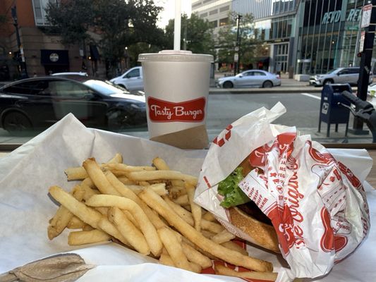 Tasty Burger by null