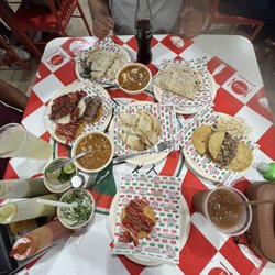 Tacos Popo's - Tacos, frijoles especiales , agua de Limón, agua de tamarindo